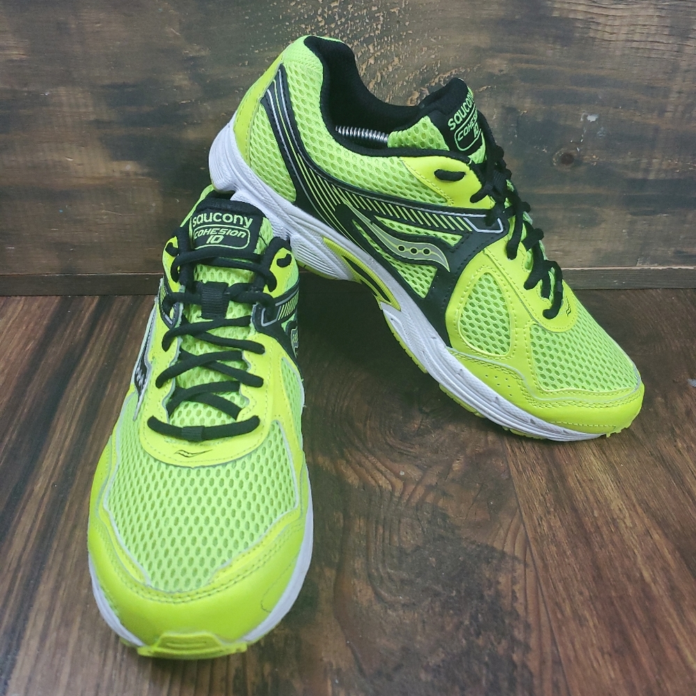 Saucony Cohesion 10 Neon Yellow Mesh Kids Running Shoe Youth Boy Size 7